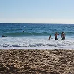 Apostol Λάγος