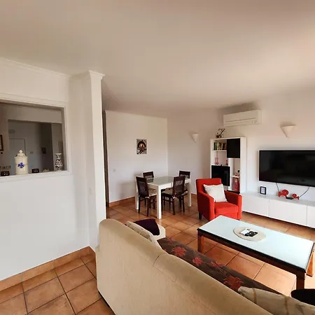Apostol Apartment